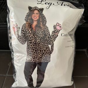 Cute and cozy Leg Avenue Leopard Costume in 1X/2X!